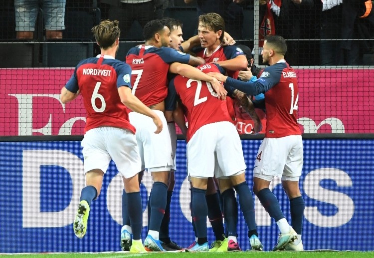 Euro2020 Qualifying: đội tuyển Tây Ban Nha vẫn chơi với lối chơi kiểm soát bóng