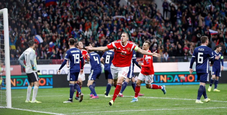 欧预赛俄罗斯 vs 苏格兰的复盘图片