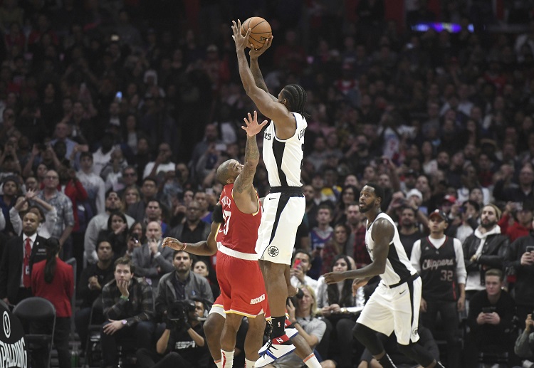 Los Angeles Clippers forward Kawhi Leonard's clutch jumper brings their 122-119 NBA victory over the Houston Rockets