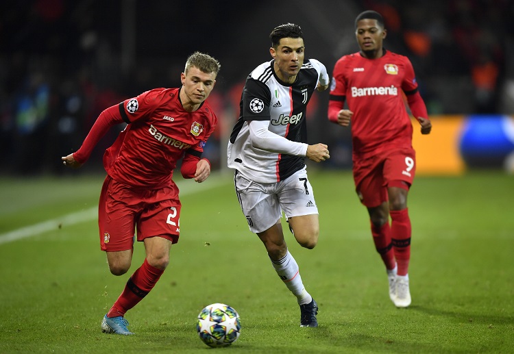 Champions League: Ronaldo dễ dàng đệm bóng cận thành khai thông bế tắc