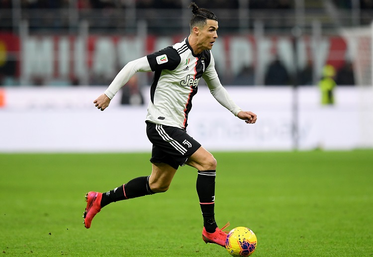 Cristiano Ronaldo cạnh tranh nặng ký cùng với vua phá lưới Bundesliga – Lewandowski