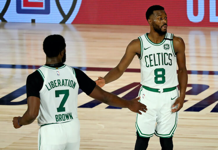 ဘော်စတွန် ဆဲလ်တစ်တို့ ၄နှစ်ဆက် အန်ဘီအေ ကွန်းဖရင့်ဆီမီးဖိုင်နယ် တက်နိုင်တော့မှာ ဖြစ်ပါတယ်။