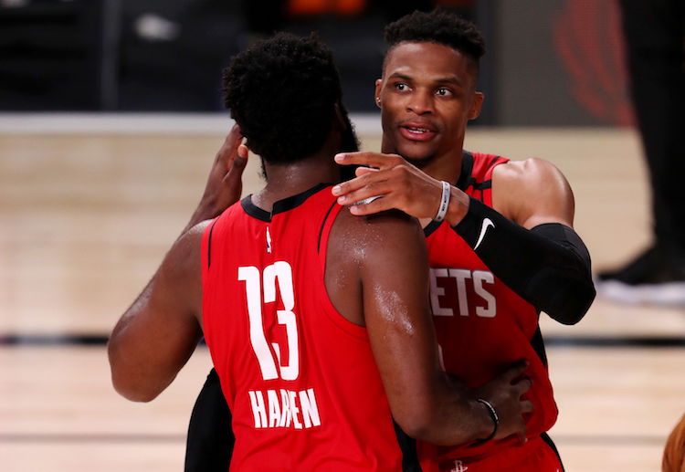 Tỉ số trận đấu NBA ngày 1/8 Dallas Mavericks 149 – 153 Houston Rockets.