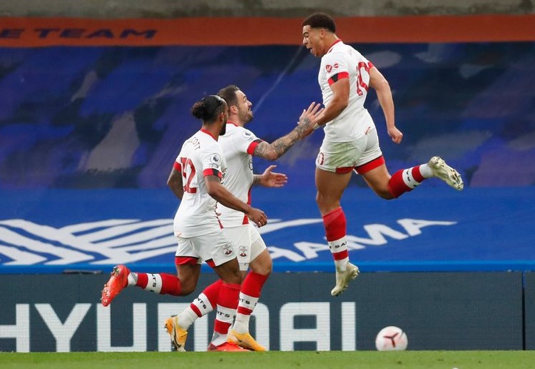 英超 南安普顿 的沃尔科特的行动瞬间