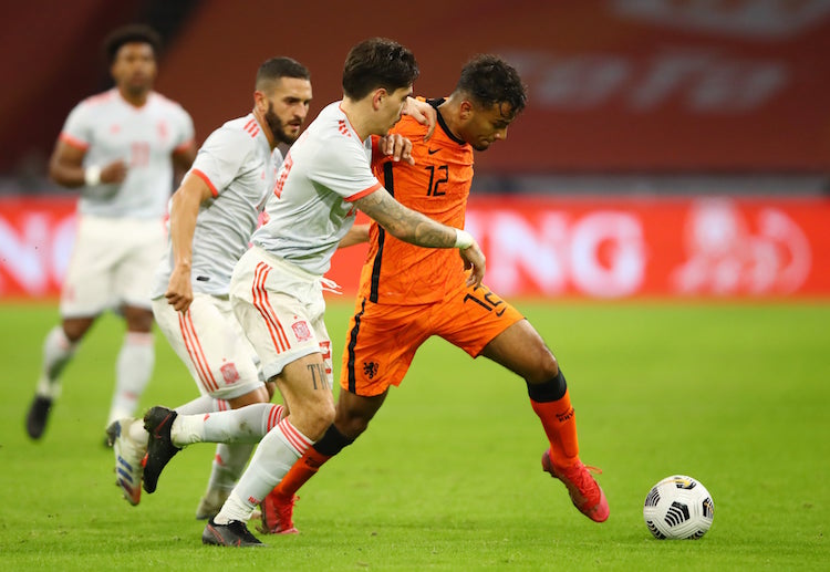 国际友谊赛西班牙莫拉塔的行动瞬间