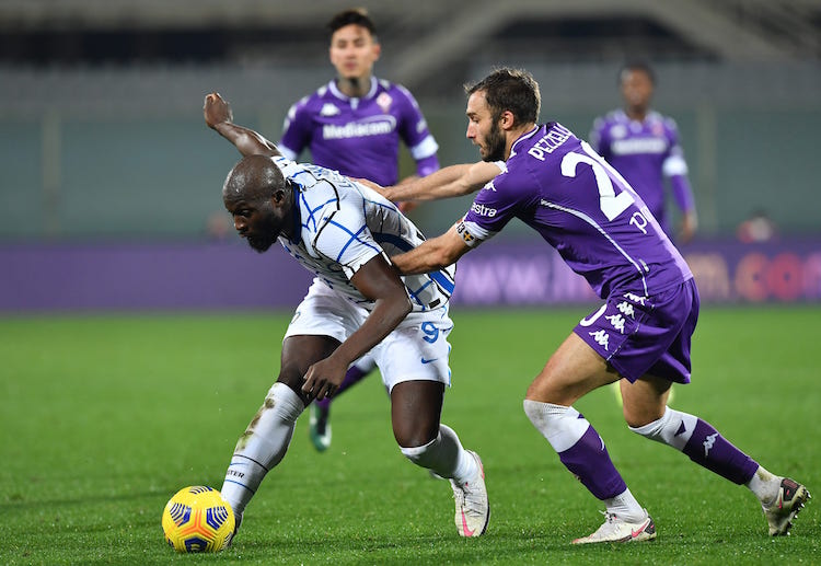 Serie A: Fiorentina suýt phải nhận bàn thua thứ 2 sau pha phản công nhanh của Nerazzurri.