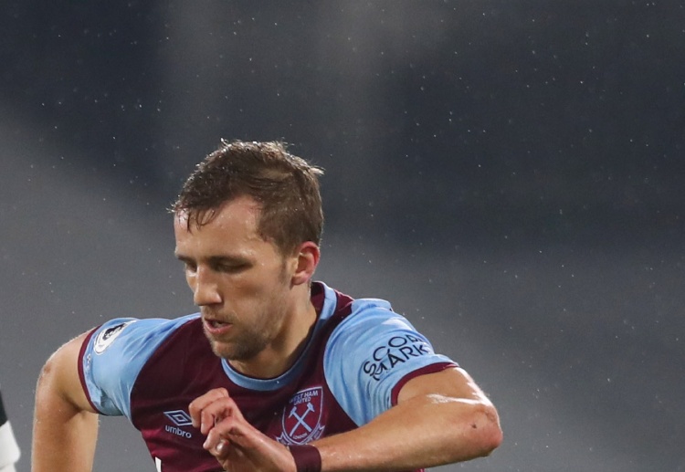 Tomas Soucek dihukum kartu merah di Liga Inggris