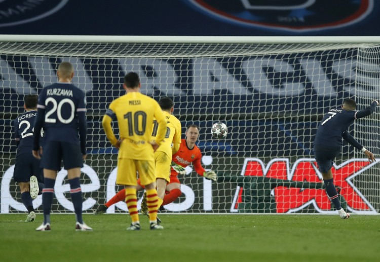 Paris Saint-Germain's Kylian Mbappe aims to score against Bayern Munich in Champions League
