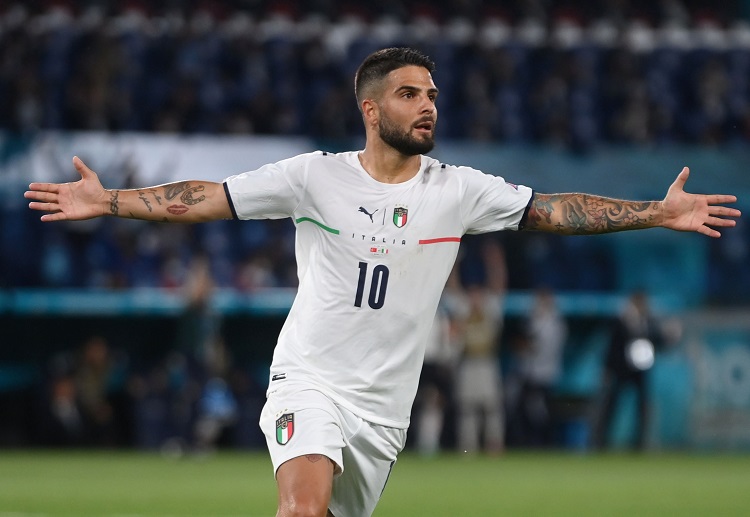 欧洲杯意大利 因西涅正在望向镜头