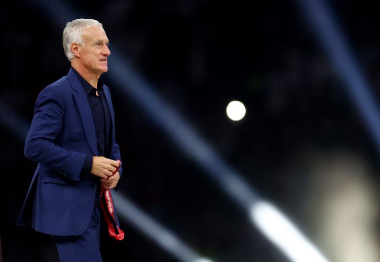 ပြင်သစ် လက်ရွေးစင် အသင်း နည်းပြ ဒီဒီယာ ဒက်စ်ရွှမ့်စ်က အာဂျင်တီးနားနဲ့ ကမ္ဘာ့ဖလား ဗိုလ်လုပွဲ ပထမပိုင်းမှာ ပြင်သစ် ကစားသမားတွေဟာ ဗိုင်းရပ်စ်ကြောင့် ပုံစံကောင်း မပြသနိုင်ခဲ့ကြောင်း ဖွင့်ဟခဲ့ပါတယ်။