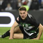 ပရီးမီးယားလိဂ် ကလပ်ဟာ ယိုကီးရက်စ်ကို ခေါ်ယူချင်ရင်တော့ အသင်းမှာ ရှိတဲ့ ကစားသမားတွေကို အရင်ဦးဆုံး ရောင်းထုတ်ရမှာလည်း ဖြစ်ပါတယ်။