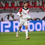 ဖရန့်ဖတ်ရဲ့ ဒီနှစ် ယူရိုပါလိဂ် ဖြတ်သန်းမှုက အားရစရာ ကောင်းခဲ့တယ်လို့ပဲ ဆိုရမှာပါ။ လိဂ် အဆင့် ၈ ပွဲ ကစားရာမှာ ၅ ပွဲနိုင်၊ ၁ ပွဲ သရေ၊ ၂ ပွဲ ရှုံးပြီး ၁၆ သင်း အဆင့်ကို တိုက်ရိုက် တက်ရောက်လာခဲ့တာ ဖြစ်ပါတယ်။