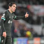 စီးရီးအေ ကလပ် ဖီအိုရင်တီးနားနဲ့ ဂျူဗင်တပ်စ် တို့မှာ တောက်ပခဲ့တဲ့ ဒီကစားသမား ကတော့ လစ်ဗာပူးလ်မှာ ပုံမှန် ပွဲထွက်ခွင့်တောင် မရပဲ ရုန်းကန်နေရသူ ဖြစ်ပါတယ်။