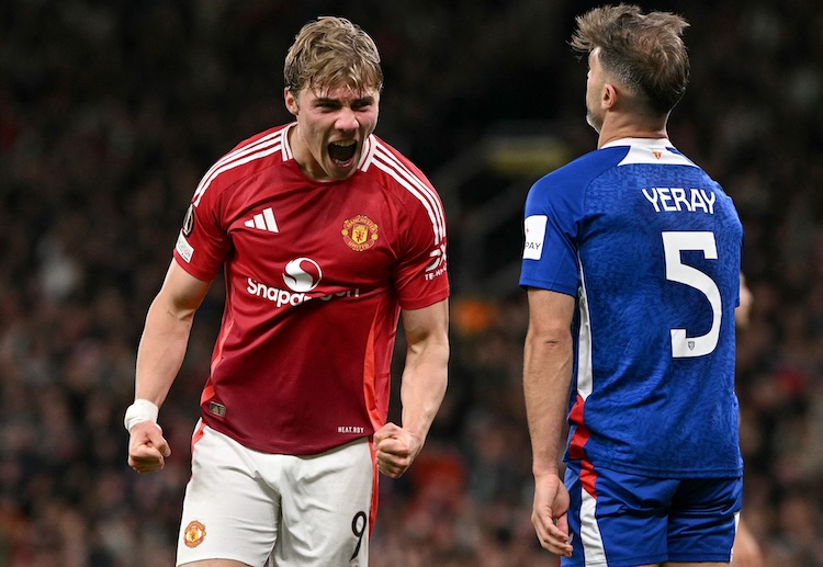 ဟွိုက်ဂျ်လန်း ကတော့ ပရီးမီးယားလိဂ် ကလပ် ယူနိုက်တက်မှာ ခြေစွမ်းပိုင်း တော်တော်လေး ကျဆင်းနေပြီး ပွဲတော်တော်များများ မှာလည်း ဂိုးပေါက်ပျောက်နေခဲ့တာ ဖြစ်ပါတယ်။