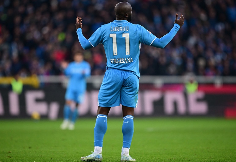 ရှေ့ရက်တွေတုန်း ကတော့ သူ့ရဲ့ ဆရာ ဖြစ်တဲ့ နည်းပြ အန်တိုနီယို ကွန်တီက စီးရီးအေ ချန်ပီယံဆုဟာ နာပိုလီ လက်ထဲကို ရောက်ရှိနေပြီ ဖြစ်ကြောင်း ကြုံးဝါး ပြောဆိုထားပါသေးတယ်။