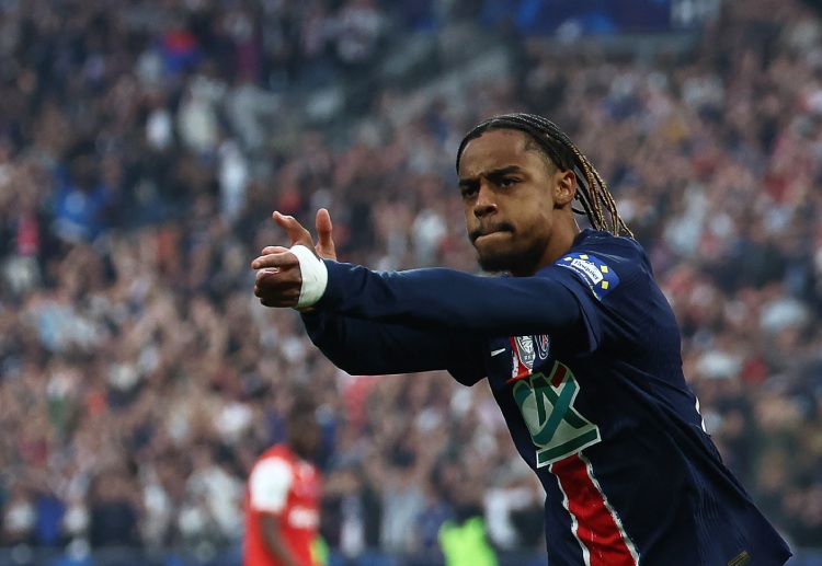 လစ်ဗာပူးလ်ဟာ လာမယ့် ဘောလုံးရာသီမှာ ပရီးမီးယားလိဂ် ချန်ပီယံဆုကို ကာကွယ်ဖို့ ရည်ရွယ်ထားပြီးတော့ အသင်းကို အင်အား ဖြည့်တင်းမှုတွေ ပြလုပ်ဖို့ စီစဉ်နေတာလည်း ဖြစ်ပါတယ်။