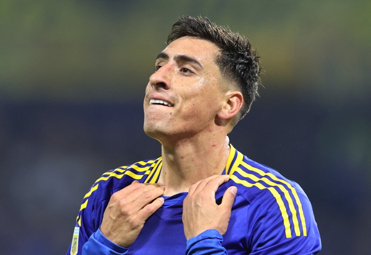 အာဂျင်တီးနားရဲ့ အအောင်မြင်ဆုံး ကလပ် တစ်ခု ဖြစ်တဲ့ ဘိုကာဂျူနီယာ ကတော့ ၂၀၀၅ ဖီဖာ ကလပ် ကမ္ဘာ့ဖလားမှာ ဗိုလ်လုပွဲ တက်ခဲ့ဖူးပြီး အေစီမီလန်ကို ရှုံးနိမ့်ကာ ဒုတိယနဲ့ပဲ ကျေနပ်ခဲ့ရဖူးပါတယ်။