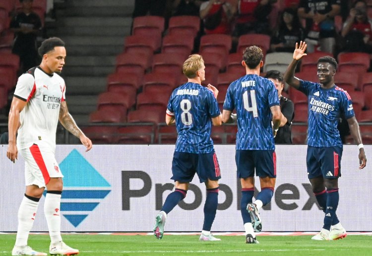 Giao hữu CLB: Arsenal thi đấu lấn lướt hoàn toàn