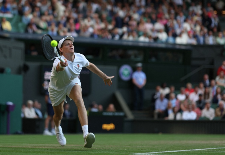 Jannik Sinner progressed to the Wimbledon quarter-finals without dropping a set in his first three matches