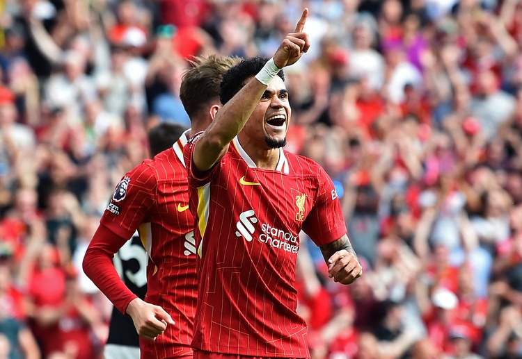 ဘေယန်မြူးနစ် ကတော့ ပရီးမီးယားလိဂ် ချန်ပီယံ လစ်ဗာပူးလ် တောင်ပံကစားသမား လူးဝစ္စ ဒီးယက်ဇ်ကို ဒုတိယအကြိမ် ကမ်းလှမ်းမှု ပြုလုပ်ခဲ့ကြောင်း Sky Sports Germany က ဖော်ပြခဲ့ပါတယ်။