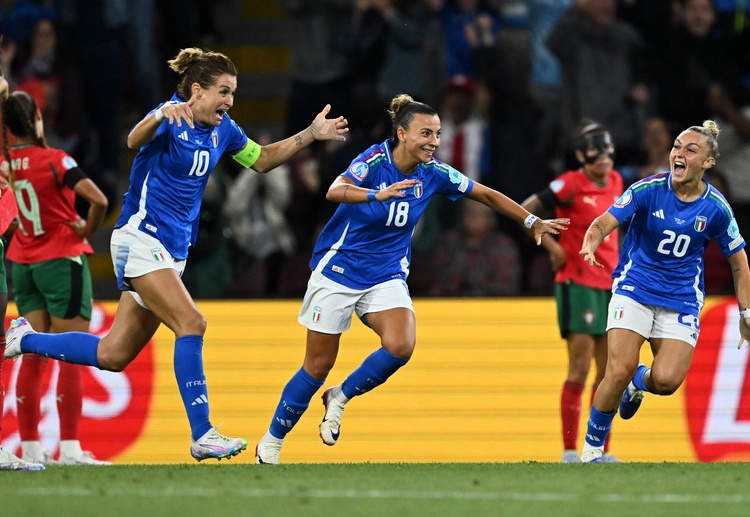 欧锦赛 意大利的吉雷利,过去五场打入四球,成为进攻主力。