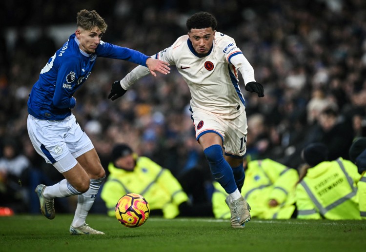 ဒါ့အပြင် ဆန်ချို ကိုယ်တိုင် ကလည်း ပရီးမီးယားလိဂ် ကလပ် ကနေ ထွက်ခွာရင် ဒေါ့မန် ကိုသာ ပြောင်းရွှေ့ချင်နေကြောင်း သိရပါတယ်။