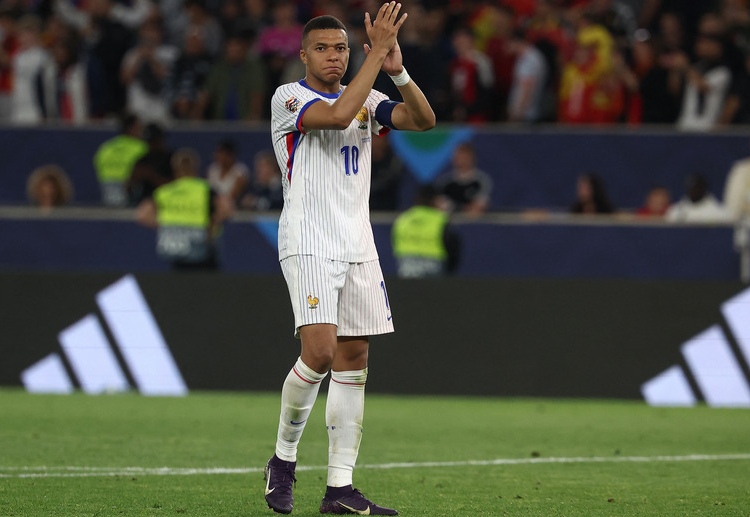 世界杯预选赛 在最近的一场比赛中，姆巴佩攻入了他在国家队的第51球，追平了法国足球传奇。