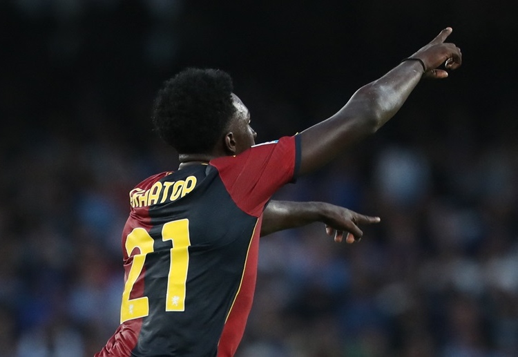 意甲联赛 热那亚反客为主,埃克哈托近距离破门帮助球队取得领先。