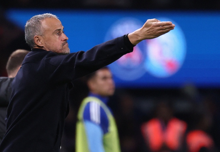 法甲联赛 巴黎圣日尔曼在主场与斯特拉斯堡上演进球大战，最终以3比3战平，惊险收获一分。