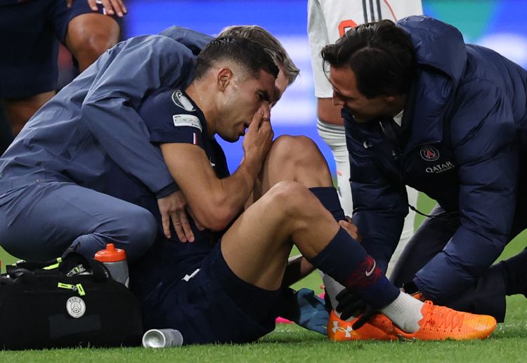 欧冠联赛 本赛季阿什拉夫状态出色,荣膺2025年非洲足球先生。