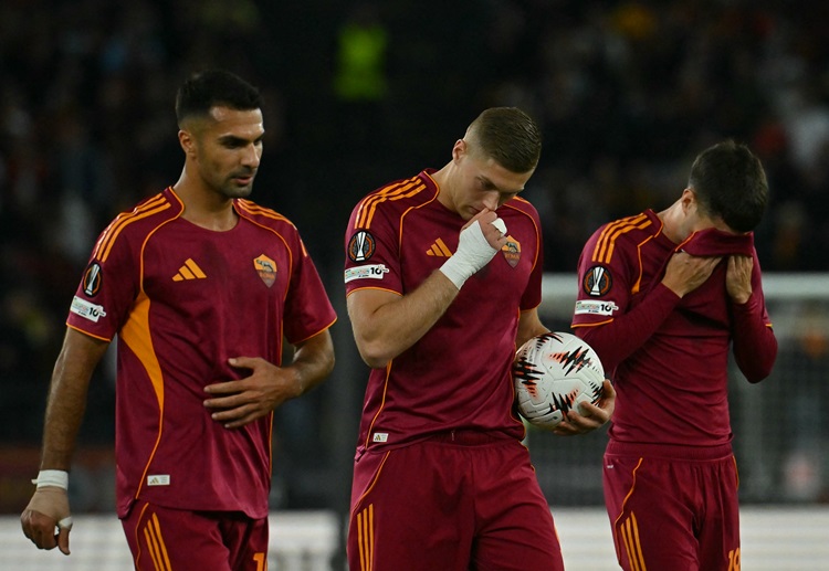 Artem Dovbyk sedang berkarir di Serie A